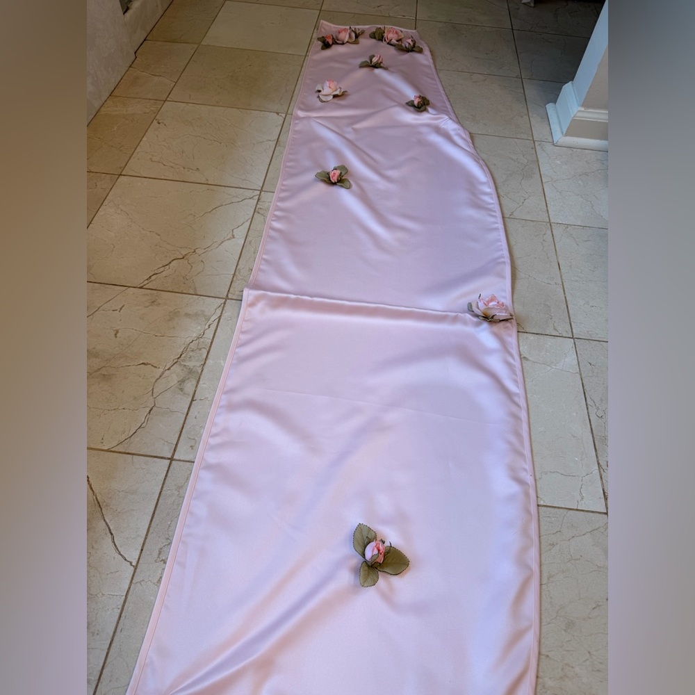 Ilana Wolf NWT Pink Satin Evening Wrap w/ Silk Flower Embellishment. Gorgeous! - Picture 10 of 16